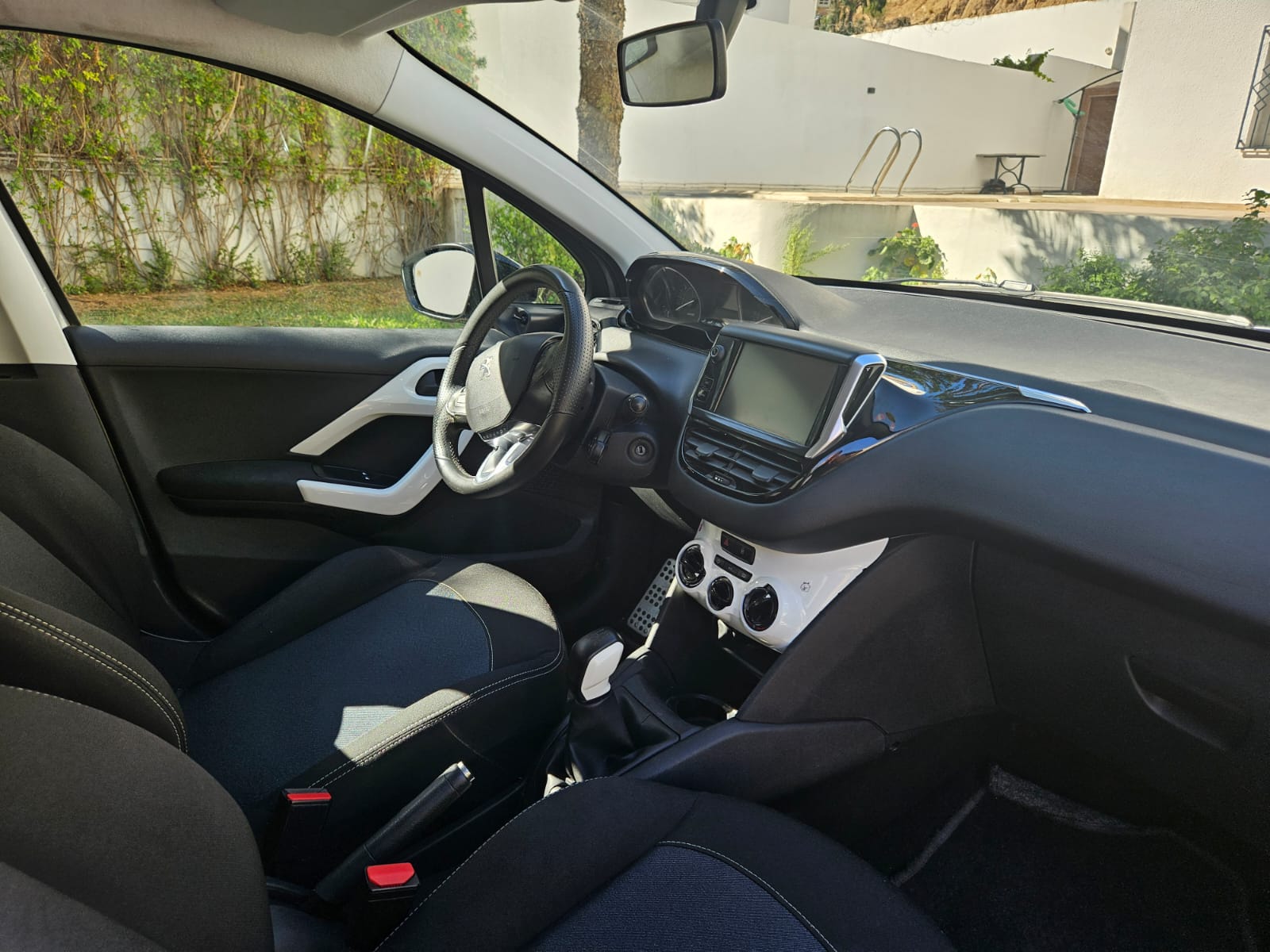 Ariana Ville Riadh Landlous Peugeot 208 Peugeot 208