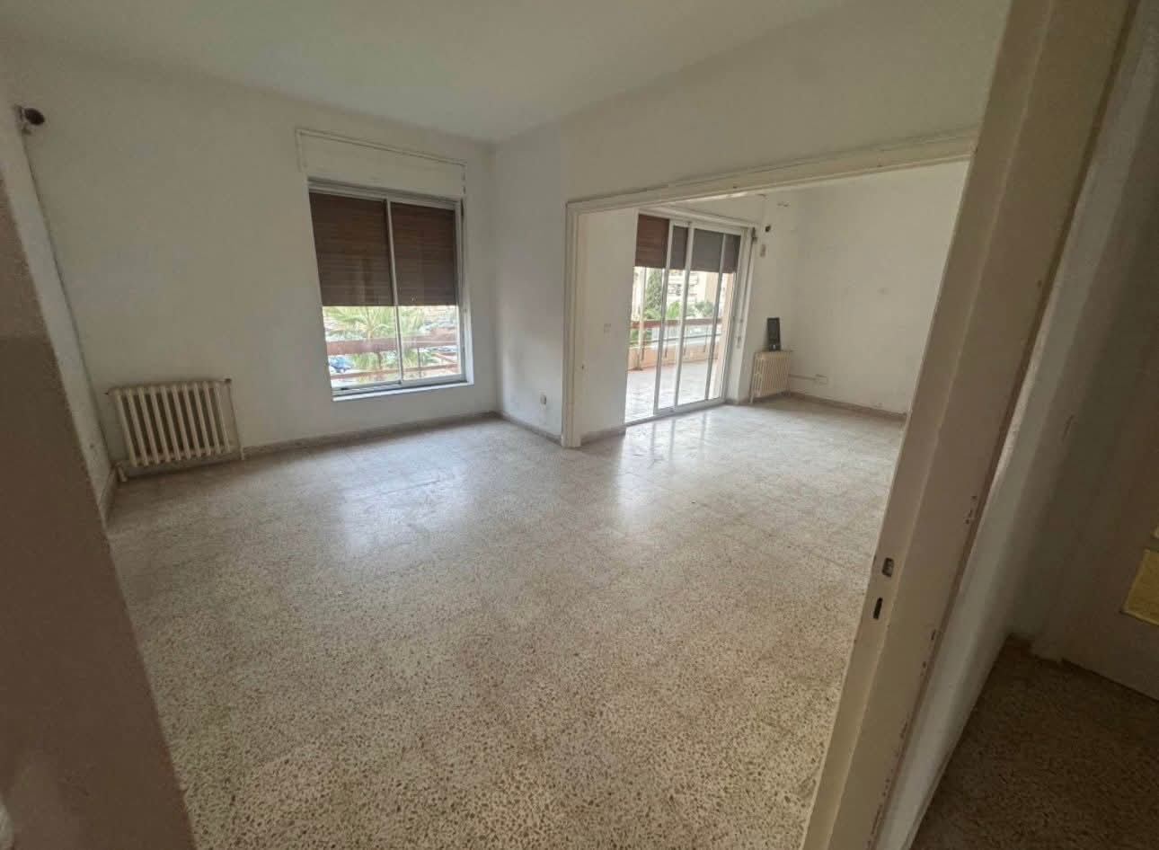 Ariana Ville El Menzah 5 Location Appart. 4 pices S3 1500 d menzah 5