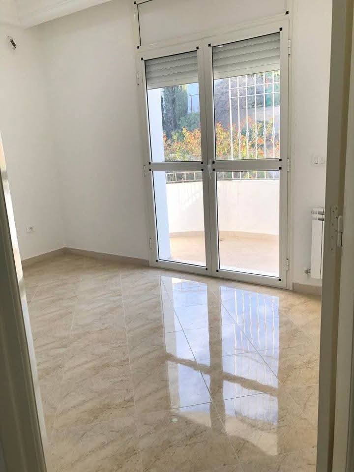 Mnihla Jardins d'el Menzah Location Appart. 4 pices S3 1400 d cite el fawez