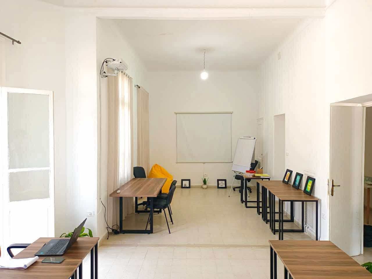 Cite El Khadra Zone urbaine nord Bureaux & Commerces Bureau tage de villa usage bureautique 3000 d