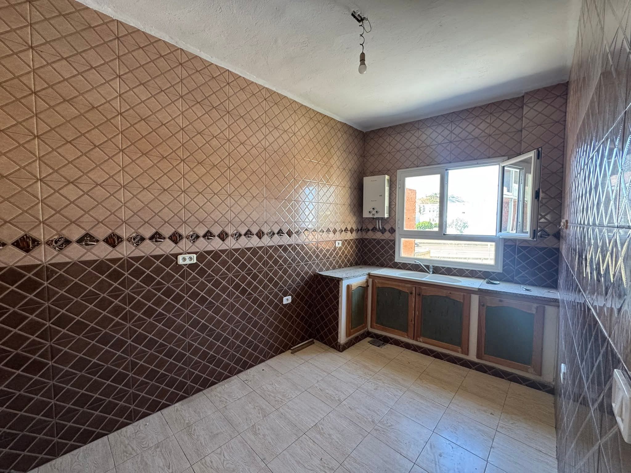 Ariana Ville Riadh Landlous Location Appart. 3 pices Etage de villa riadh andalous 750 d