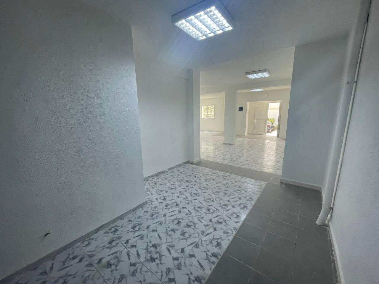 El Menzah El Menzah 9 Bureaux & Commerces Bureau Local z usage bureautique 3000 menzah 9