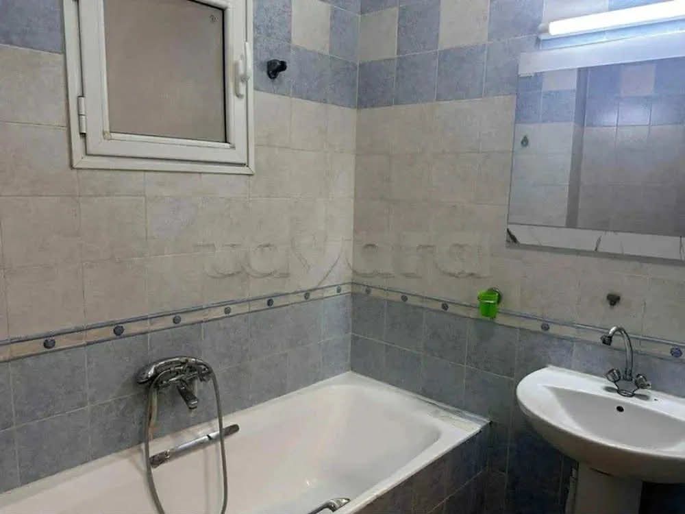 Ariana Ville Cite Ennasr 2 Location Appart. 4 pices S3 1400 d a ennasr 2