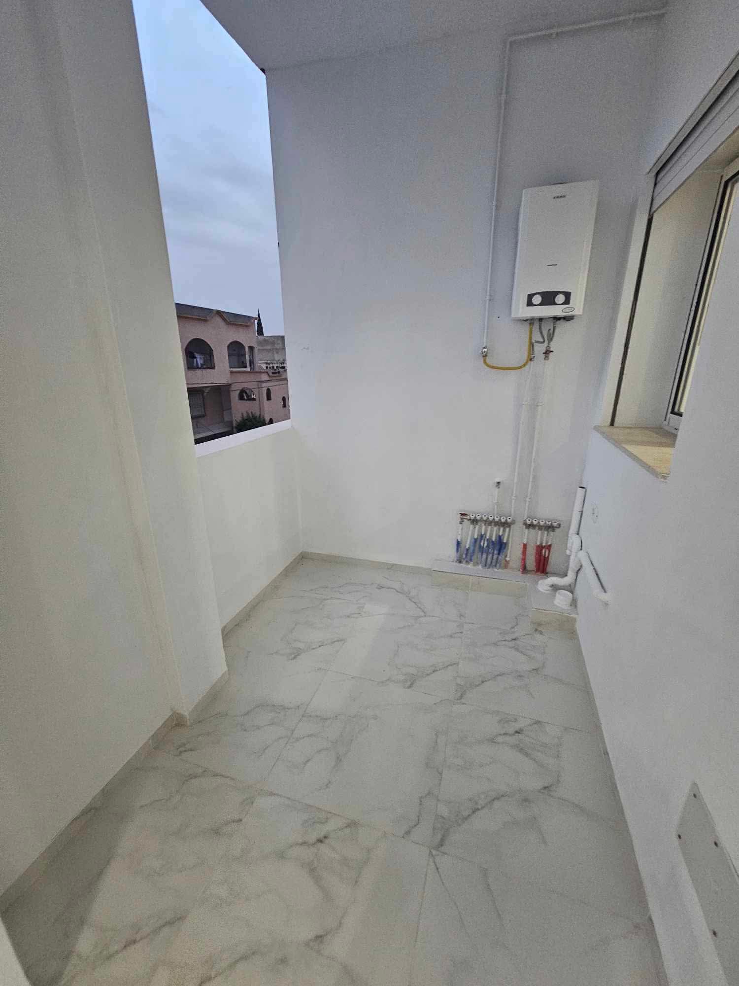 Ariana Ville Ariana Location Appart. 3 pices S2 850 cite ennozha ariana