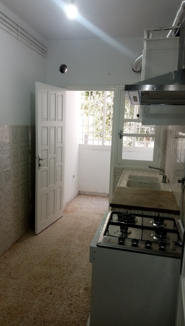 La Soukra Borj Louzir Location Appart. 4 pices Appartement s3 meubl a borj louzir