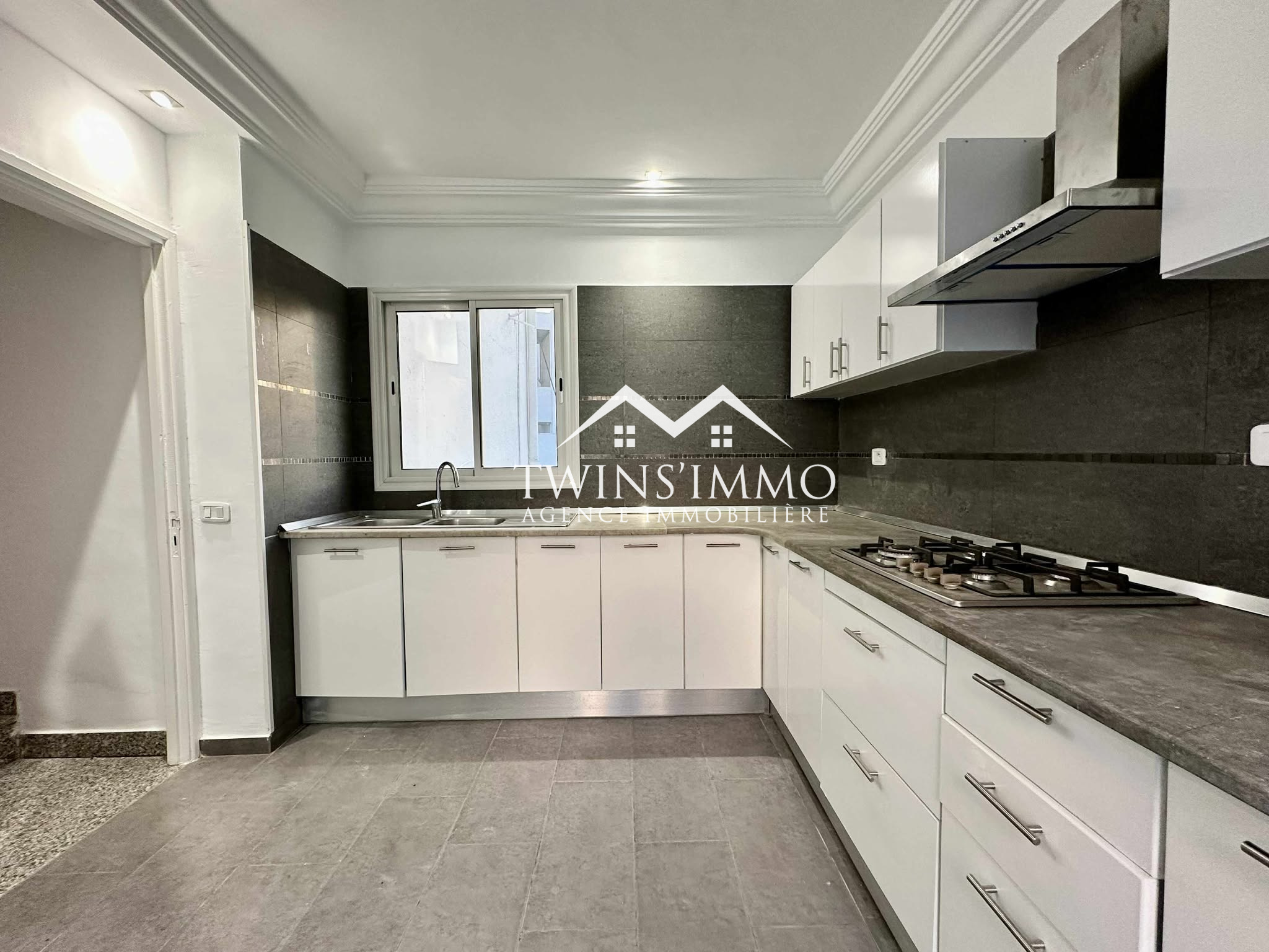 La Marsa Marsa Ennassim Location Appart. 2 pices Appartement s2  la marsa ville