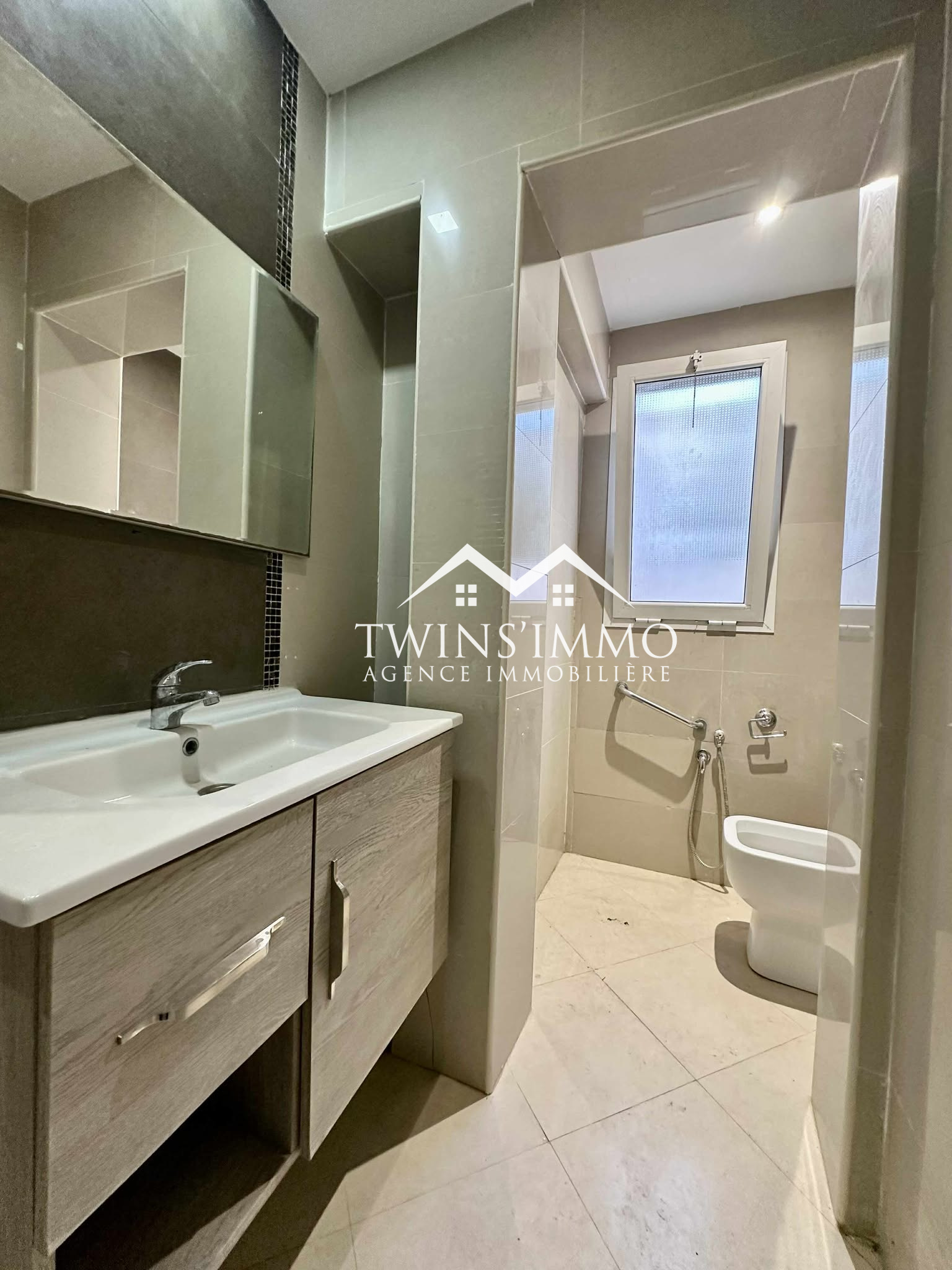 La Marsa Marsa Ennassim Location Appart. 2 pices Appartement s2  la marsa ville