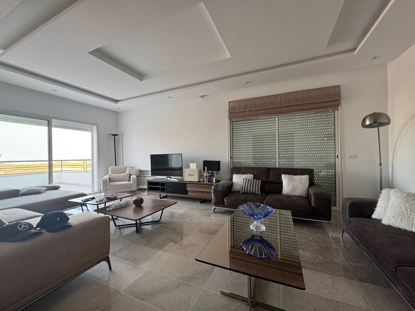 Mnihla Jardins d'el Menzah Location Appart. 4 pices Appartement s3 haut standing  jardin d'el menzah
