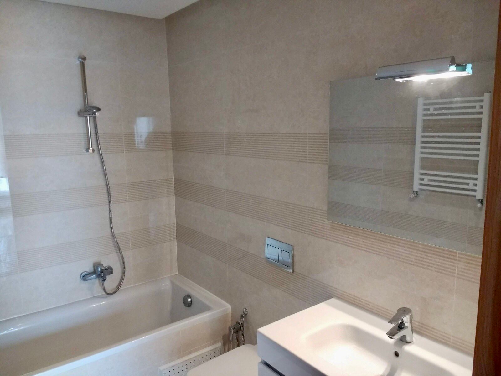 El Menzah El Menzah 9 Location Appart. 2 pices Appartement s1 haut standing situ  menzah 9c