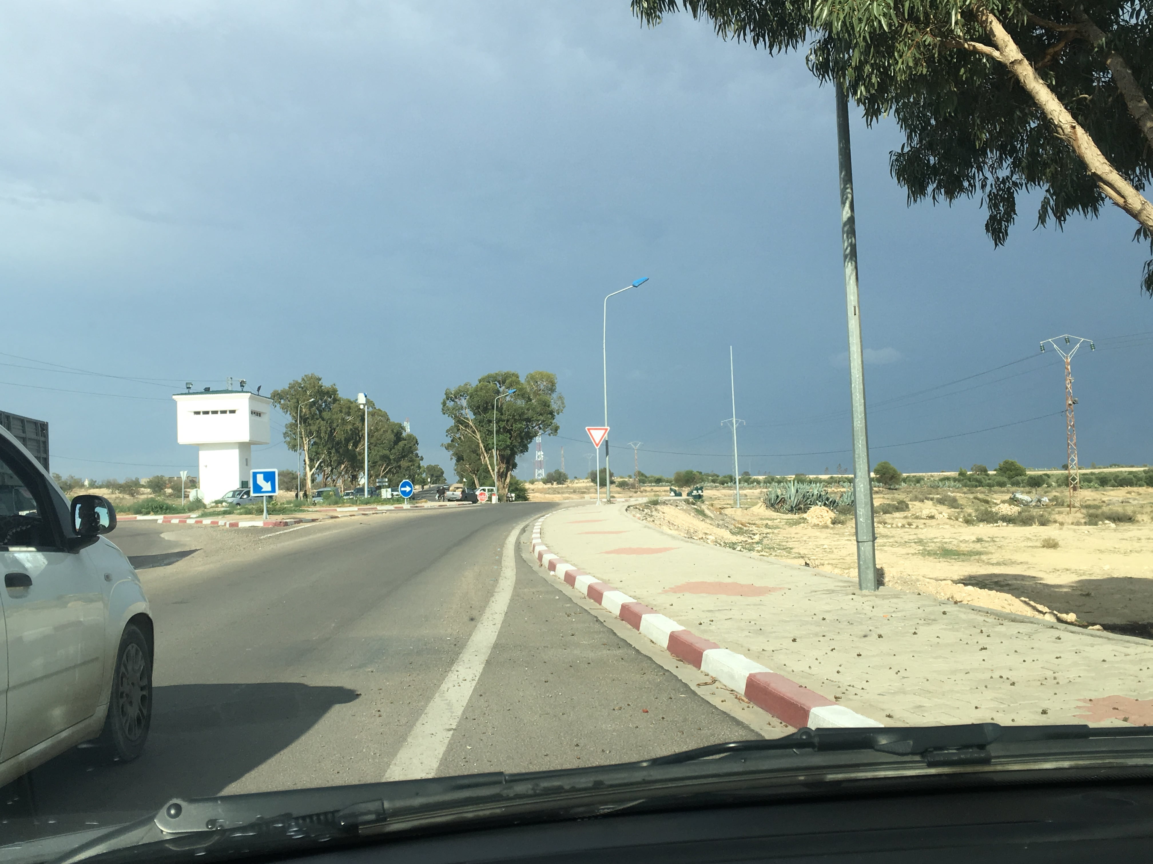 Kasserine Sud Bou Zguem Terrain Terrain nu Terrain  bouzguem kasserine