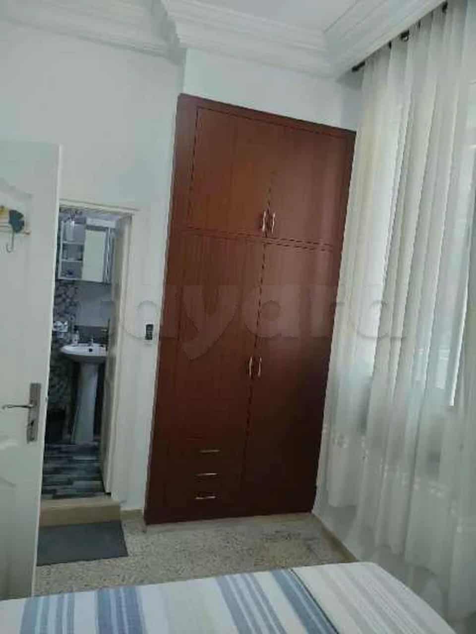 El Omrane Bab Saadoun Gare Location Appart. 2 pices Un studio s1 meubl a beb saadoun
