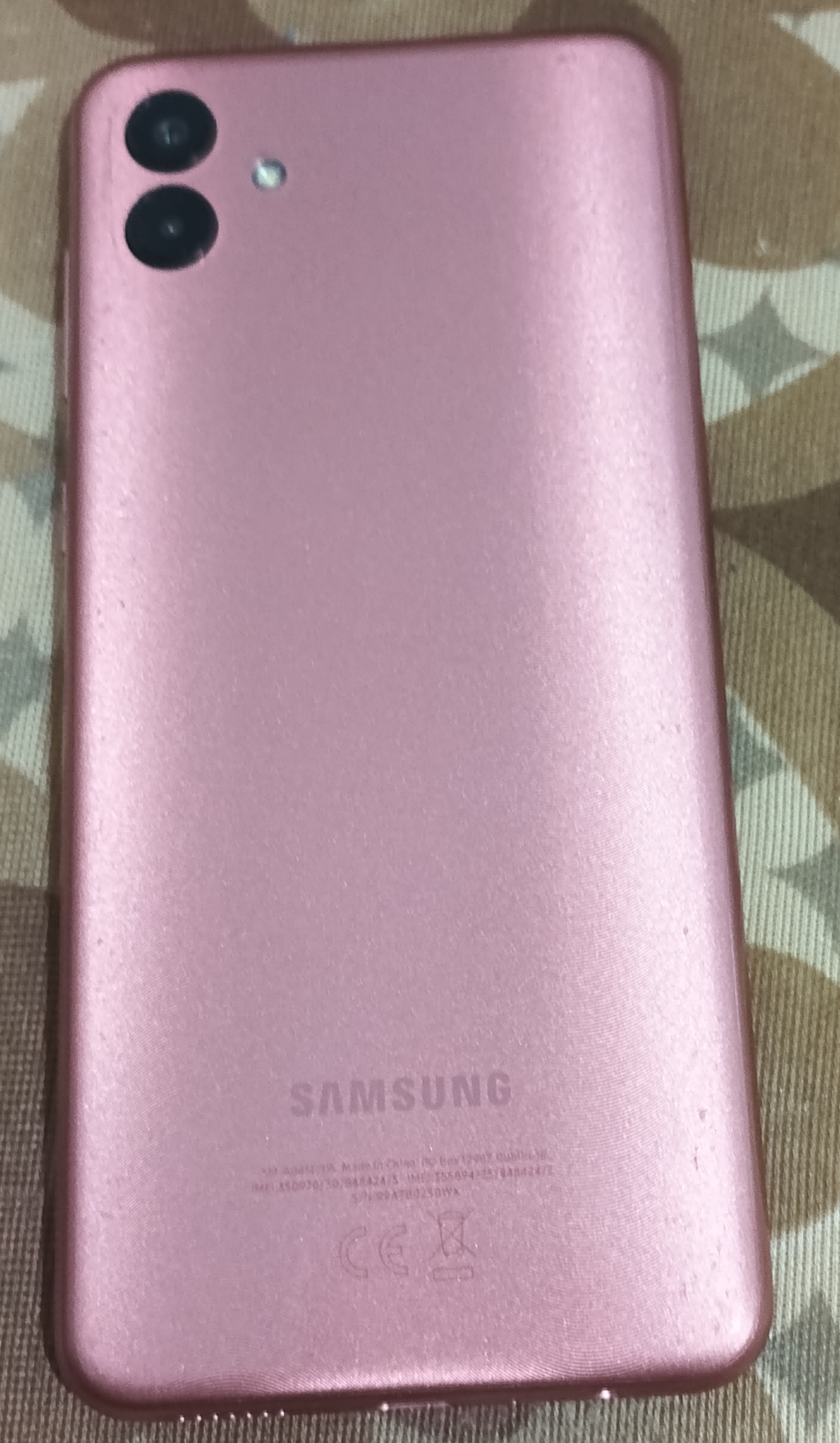 Mannouba Denden Samsung  Galaxy S4 Tlphone samsung galaxy a04