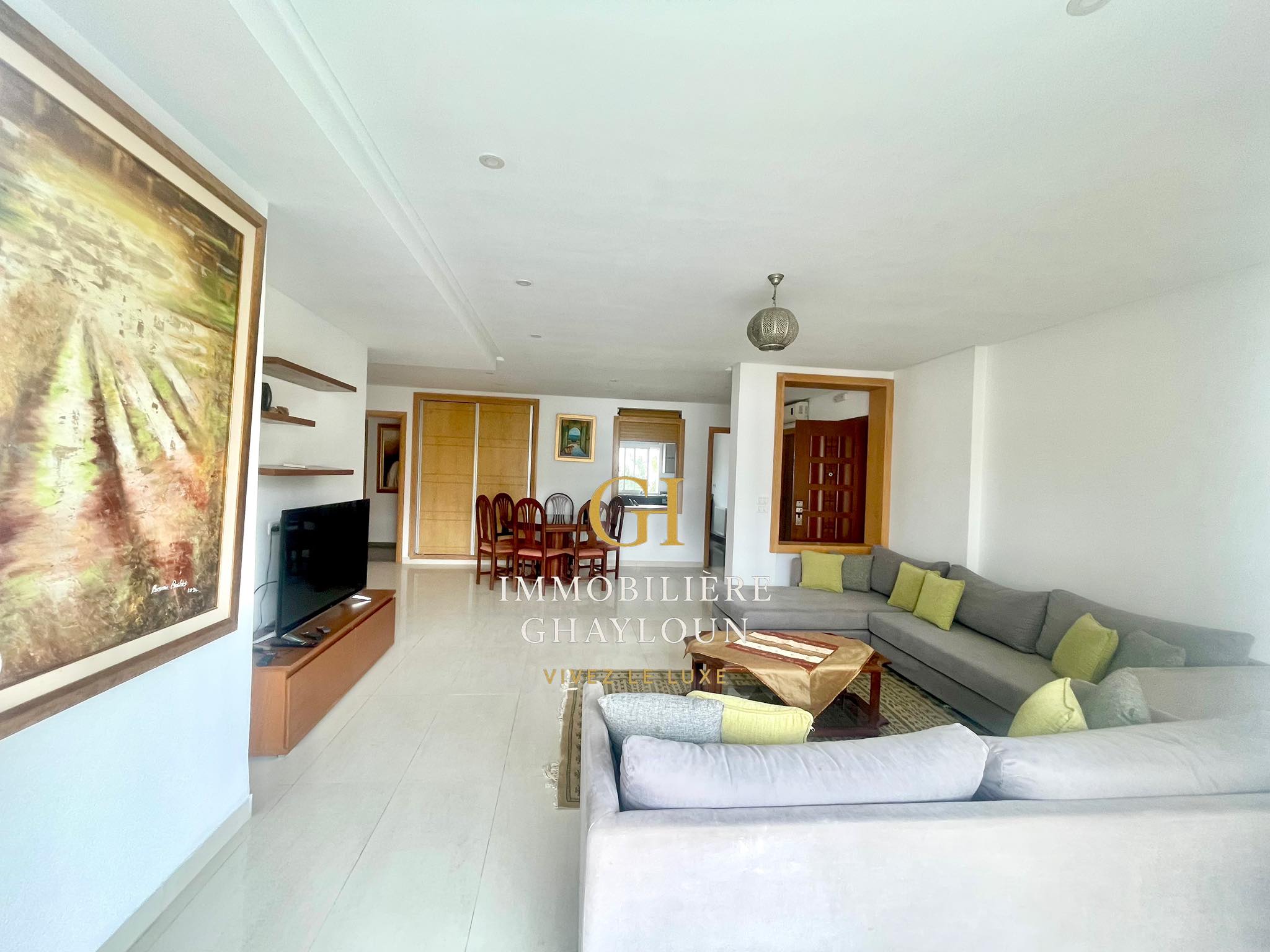 Ariana Ville Cite Ennasr 2 Location Appart. 4 pices S3 meubl luxe et calme   ennaser 2