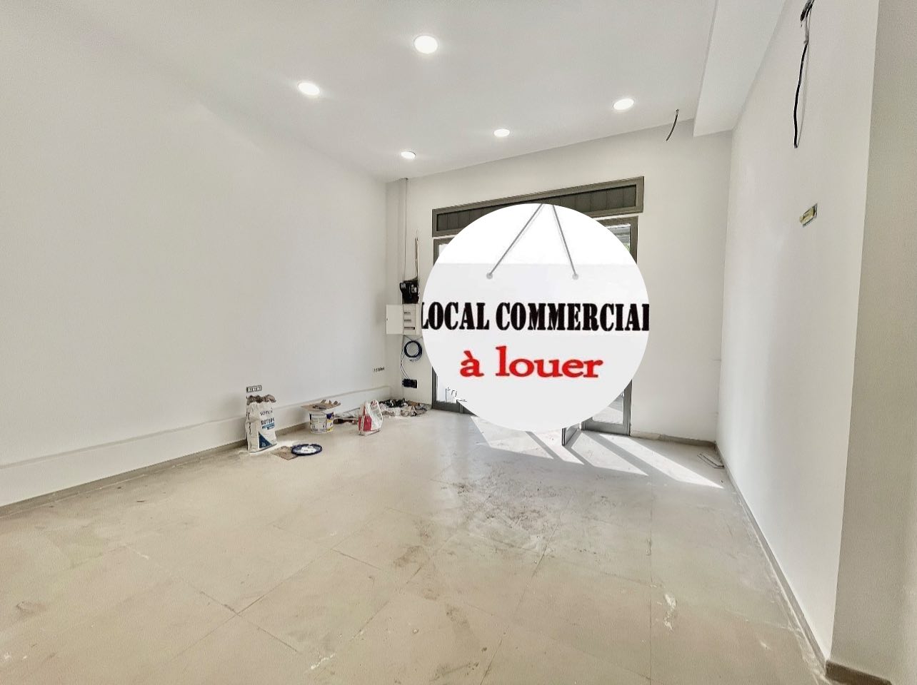 Bab Bhar Republique Bureaux & Commerces Surfaces Local commercial neuf pour tout type d'activits