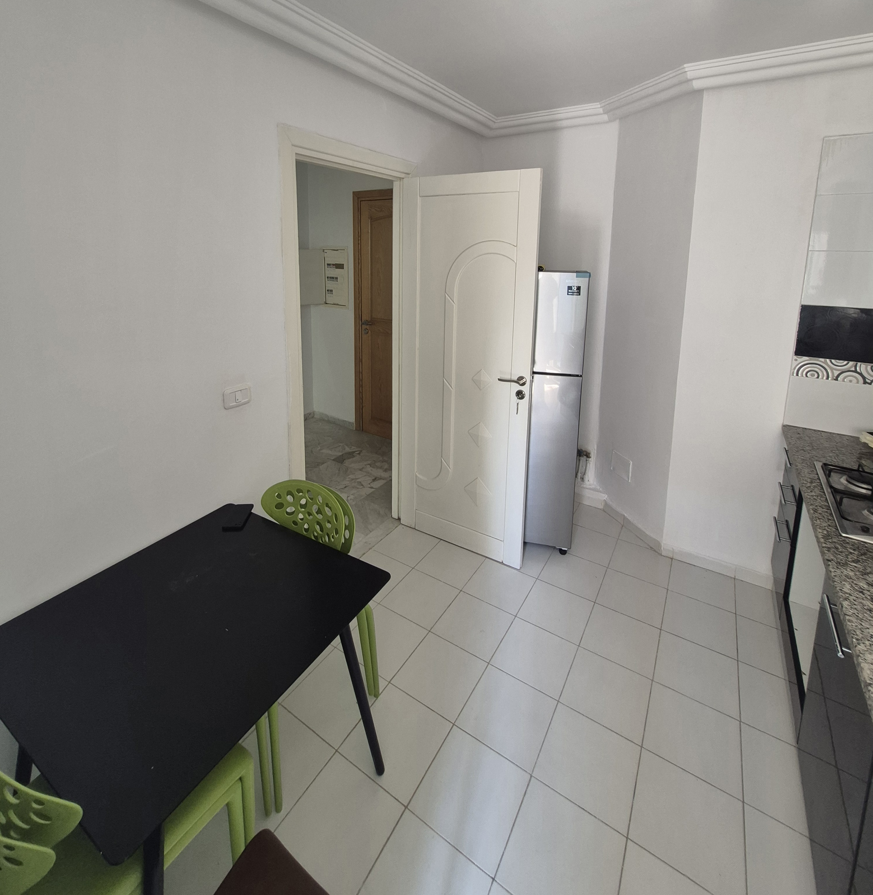 Ariana Ville Cite Ennasr 2 Location Appart. 1 pice A  s1 meubl a ennasr prs ref448a