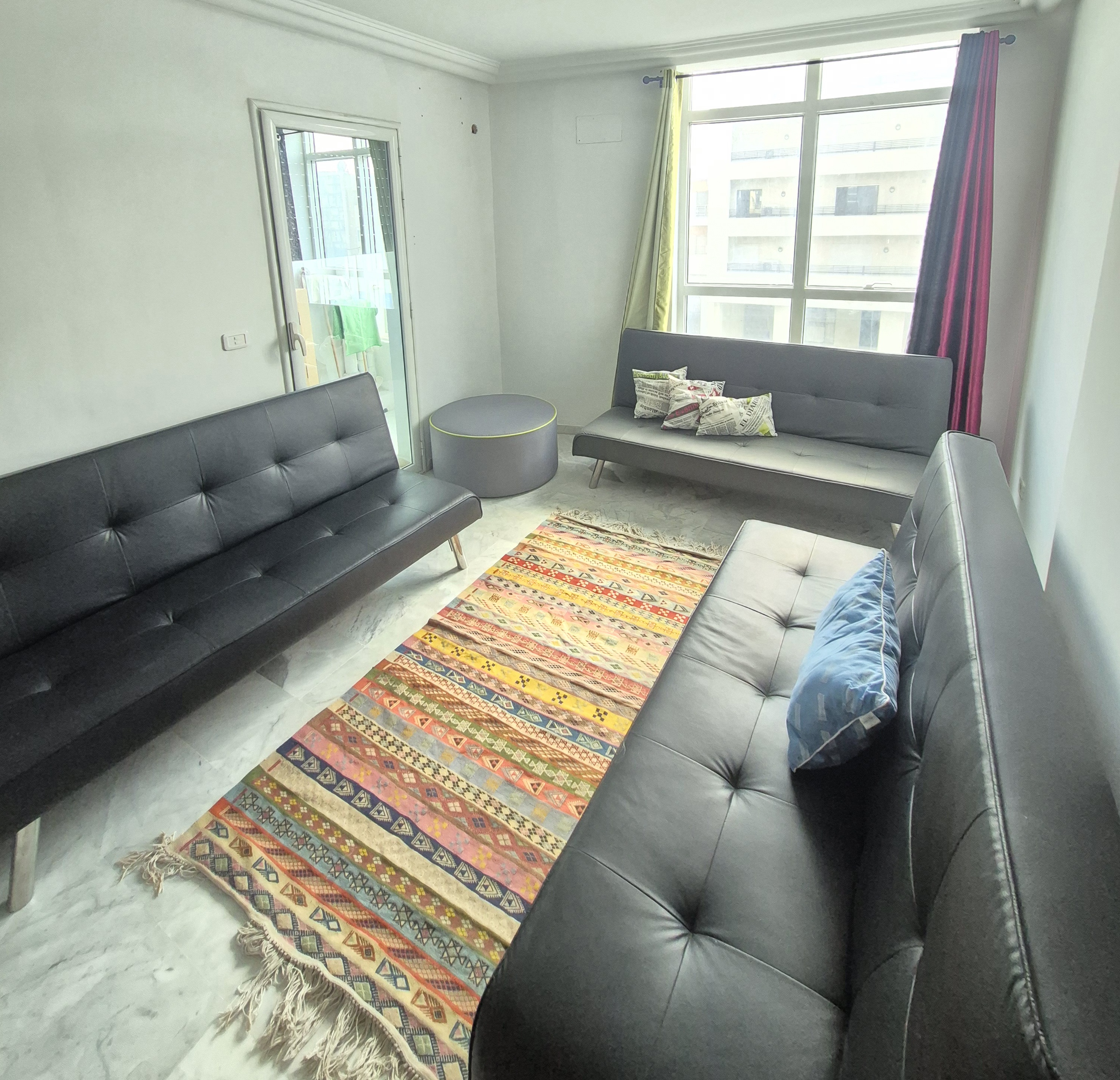 Ariana Ville Cite Ennasr 2 Location Appart. 1 pice A  s1 meubl a ennasr prs ref448a