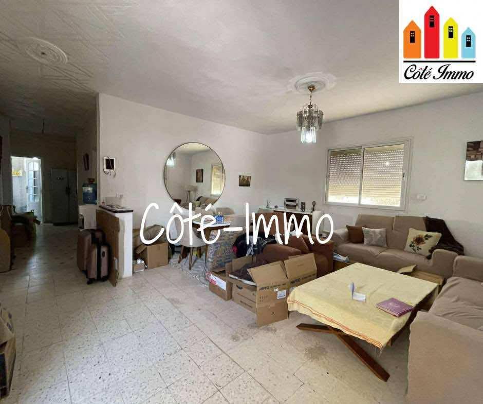 Ben Arous Ben Arous Location Appart. 4 pices Etage villa ben arous s4