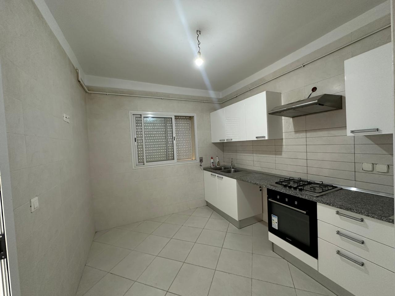 Ain Zaghouan&nbsp;Jardins de Carthage&nbsp;Location&nbsp;Appart. 3 pi�ces&nbsp;S2 vue d�gag�e jardin de carthage