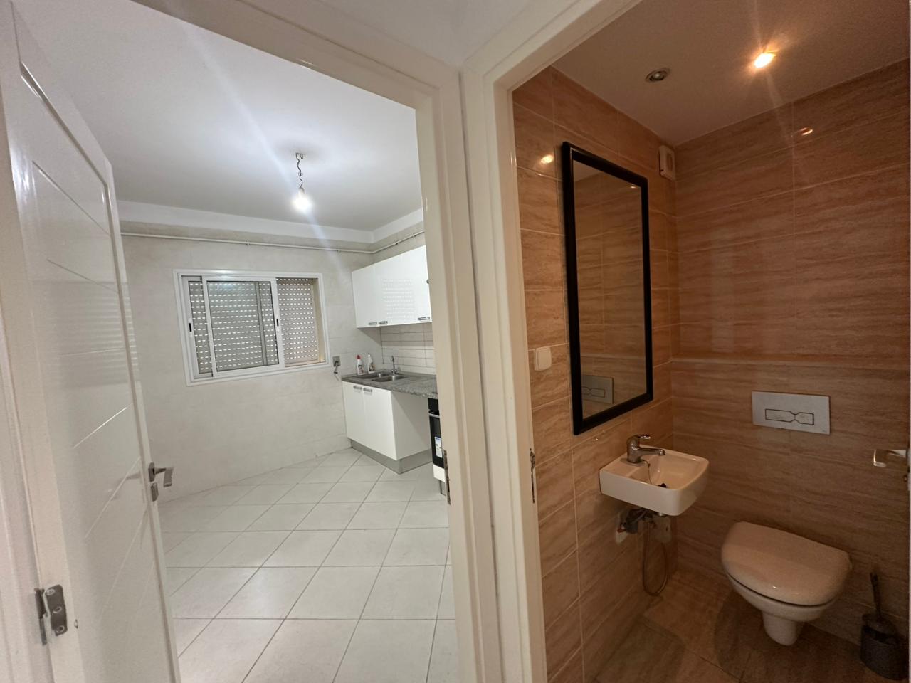 Ain Zaghouan&nbsp;Jardins de Carthage&nbsp;Location&nbsp;Appart. 3 pi�ces&nbsp;S2 vue d�gag�e jardin de carthage