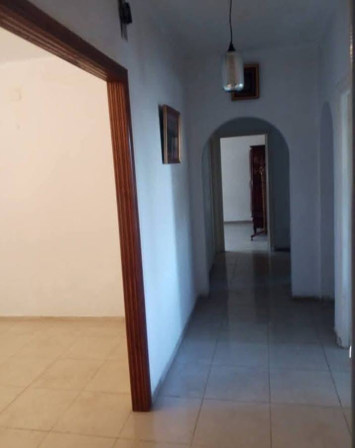 El Menzah El Manar 2 Location Appart. 4 pices Appartement s3 a manar 2 non meubler