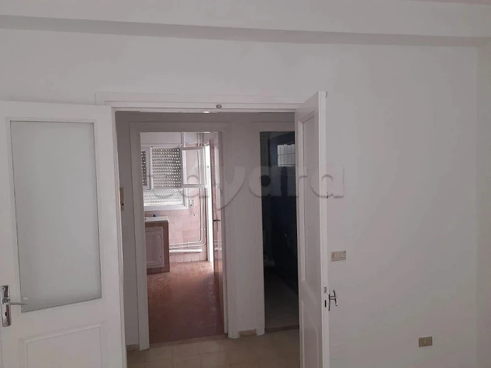 Ariana Ville El Menzah 7 Location Appart. 2 pices Appartement cot grand hotel