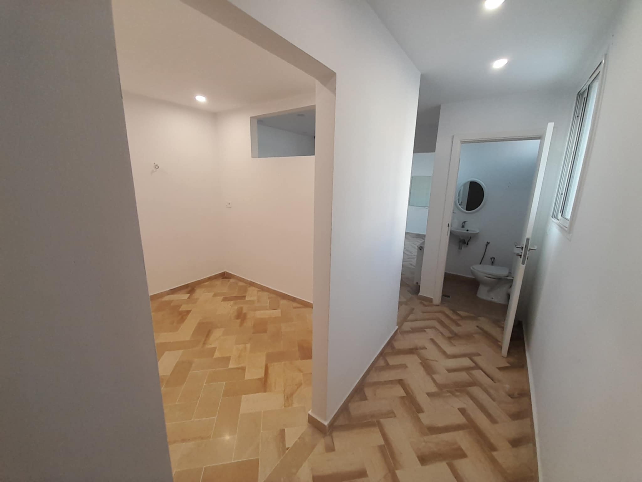 Ariana Ville El Menzah 8 Location Autre Local commercial menzah 8