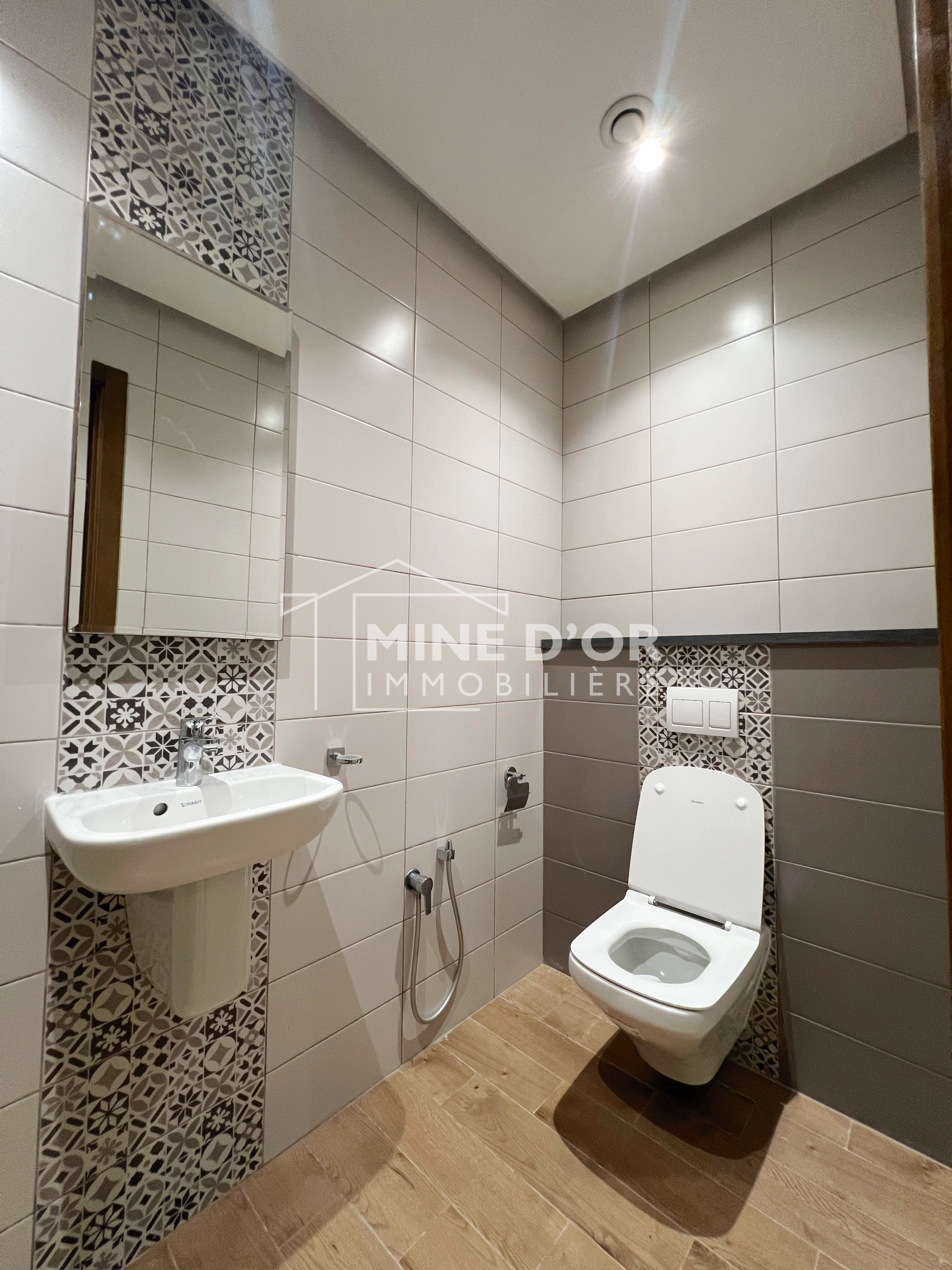 Bab Bhar&nbsp;Montplaisir&nbsp;Bureaux & Commerces&nbsp;Bureau&nbsp;Al open space jamais utilis� � monplaisir
