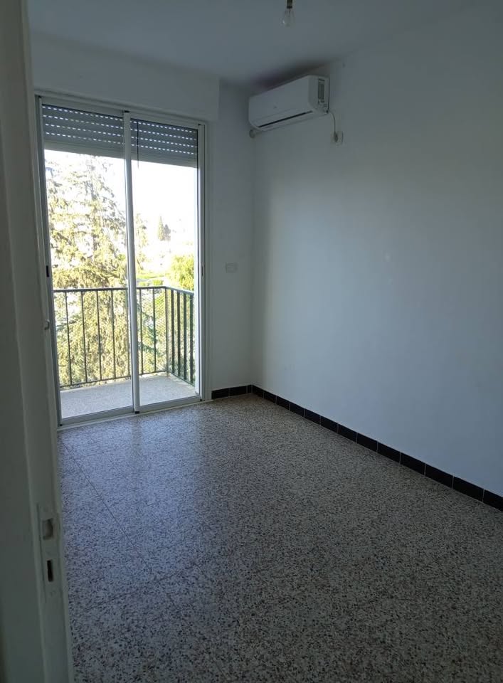 El Menzah El Menzah 1 Location Appart. 4 pices Un appartemet s3  menzah 1