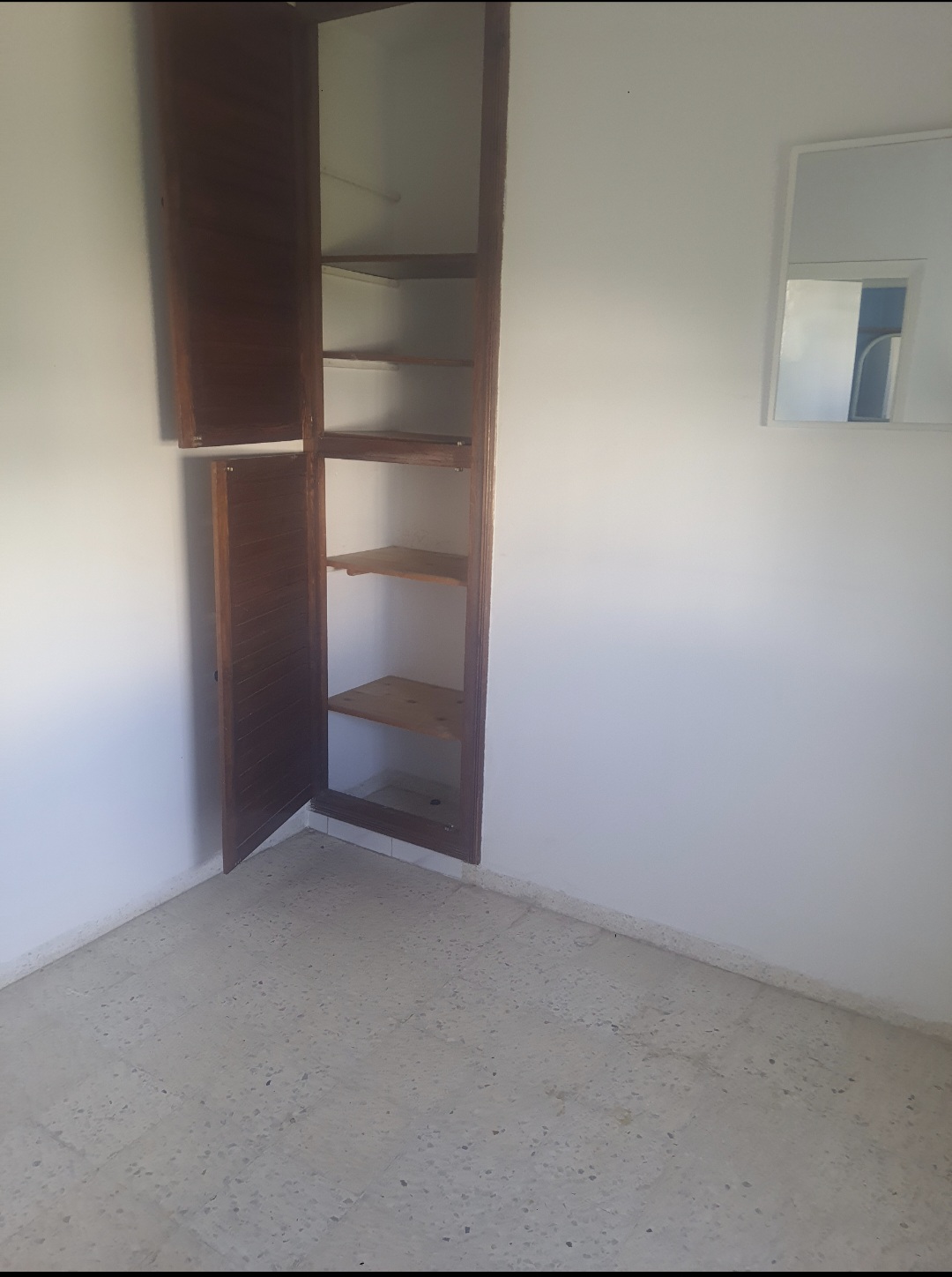 El Menzah El Manar 1 Location Appart. 2 pices Studio s1 ct cole prive hannibal