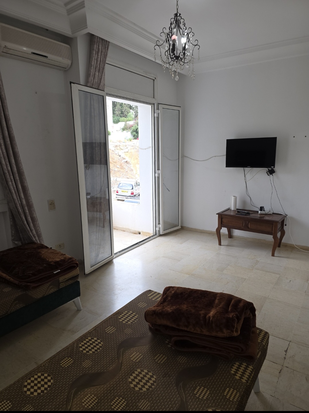 El Menzah&nbsp;El Manar 1&nbsp;Location&nbsp;Appart. 1 pi�ce&nbsp;S0 meubl� en face campus universitaire