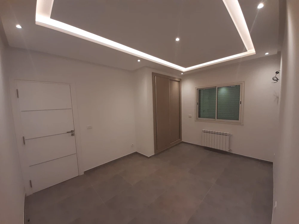 El Menzah El Manar 1 Location Appart. 2 pices Etage de villa manar1