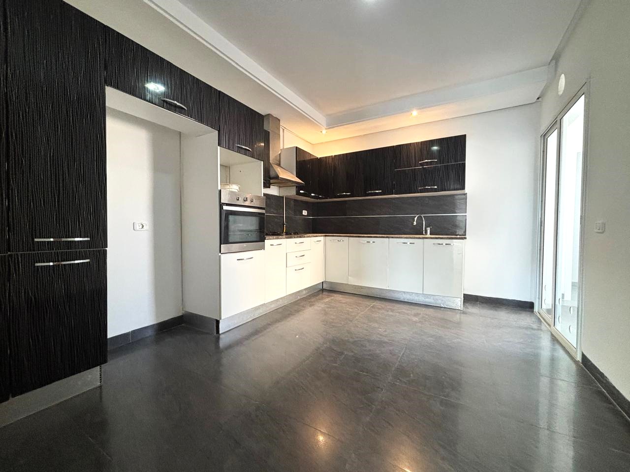 Ain Zaghouan Ain Zaghouan Location Appart. 5 pices+ Appartement s4  ain zaghouan nord