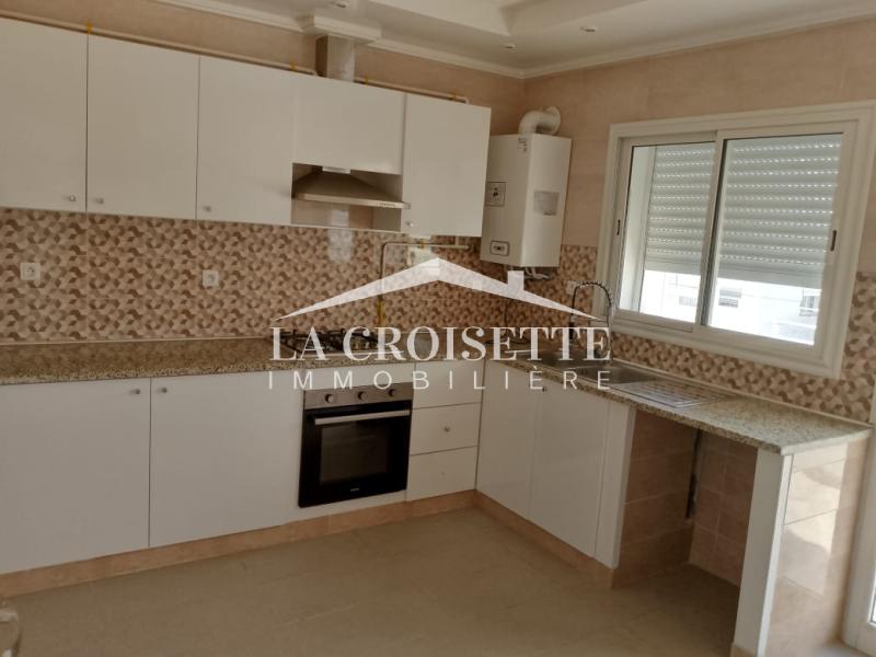 La Marsa Cite El Moustakbel (La Marsa) Location Appart. 4 pices Appartement s3  la marsa mal0214