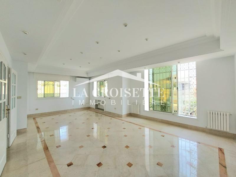 La Marsa Cite El Mhiri Location Appart. 3 pices Etage de villa s2  la marsa mel0555