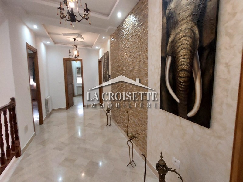 La Marsa Cite El Moustakbel (La Marsa) Location Appart. 4 pices Villa s4  la soukra mvl0910