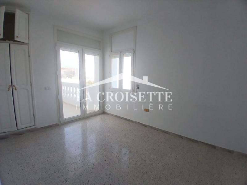 La Marsa Marsa Ennassim Location Appart. 4 pices Etage de villa s3  la marsa mel0562