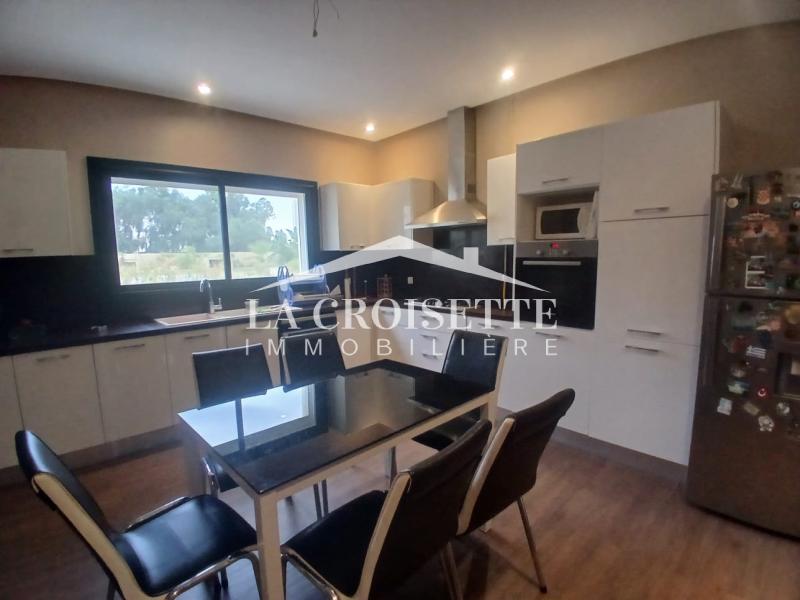 Ain Zaghouan&nbsp;Jardins de Carthage&nbsp;Location&nbsp;Duplex&nbsp;S5 avec terrasse aux jardins de carthage mdl0696