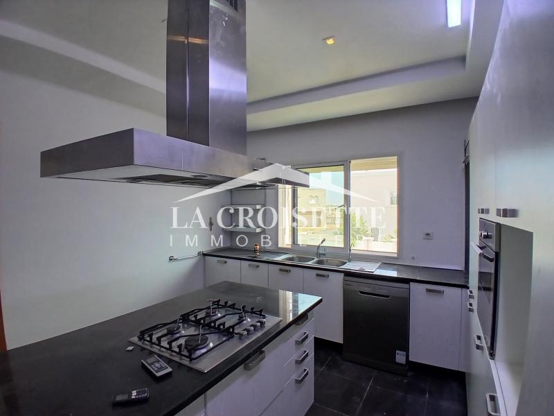 La Marsa&nbsp;Berge Du Lac&nbsp;Location&nbsp;Duplex&nbsp;Duplex s4 avec jardin et piscine au lac1 mdl0687