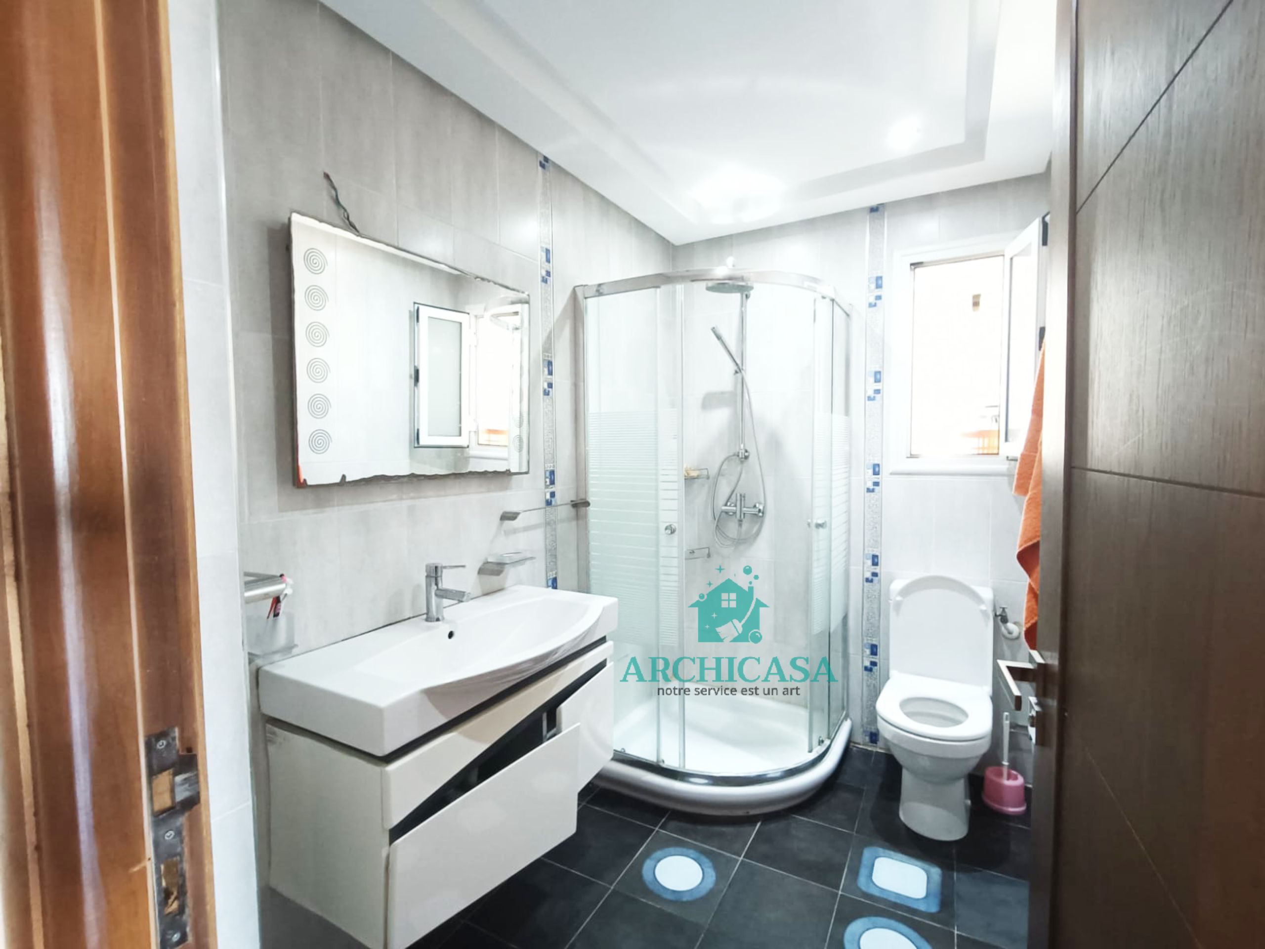 Ezzahra Ezzahra Location Appart. 3 pices Etage d'une villa haut standing meuble