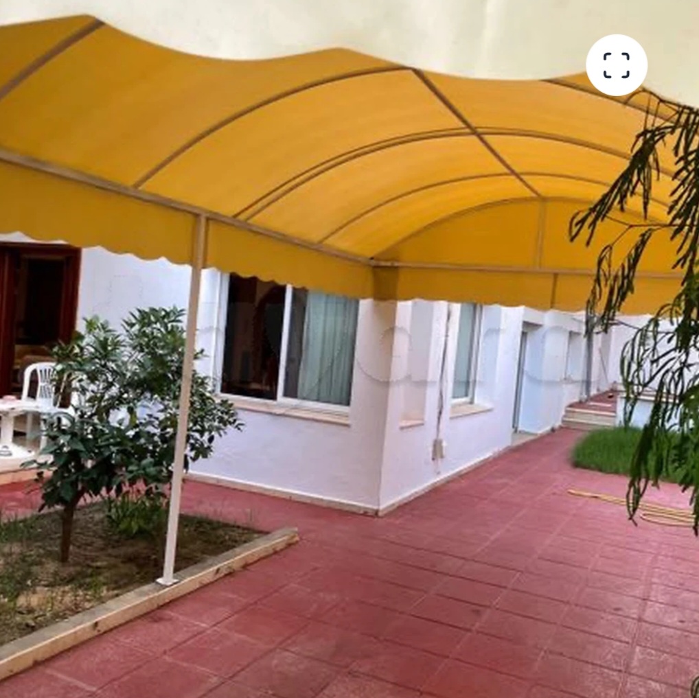 Ariana Ville Cite Ennasr 1 Location Appart. 4 pices Rdc d'une villa meubl indpendant ennasr