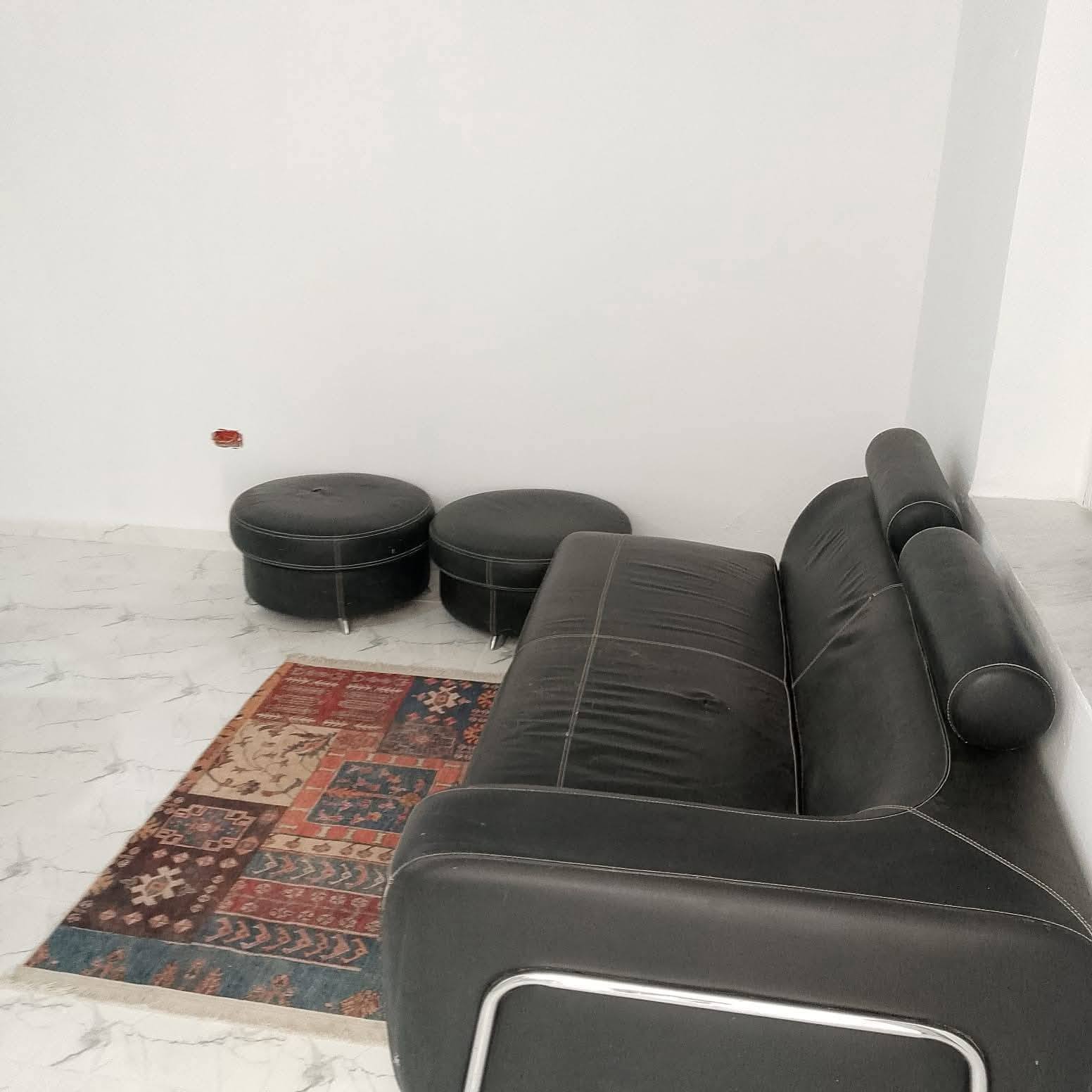 Ariana Ville El Menzah 7 Location Appart. 1 pice S1 menzah 7 rf 215