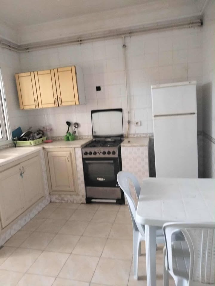 Ariana Ville El Menzah 7 Location Appart. 1 pice S1 menzah 7 1200