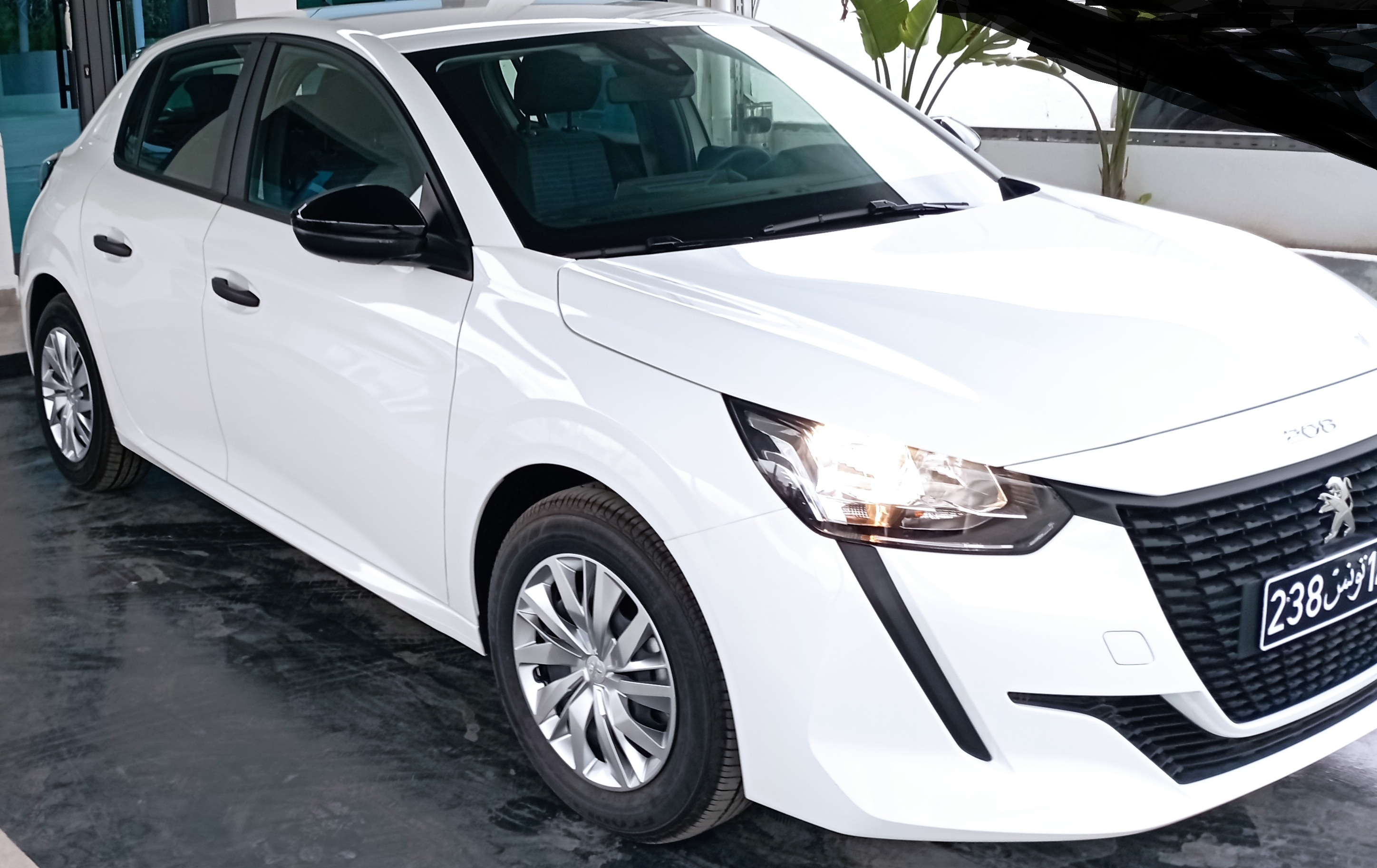 El Menzah El Menzah 1 Peugeot 208 208 premier main
