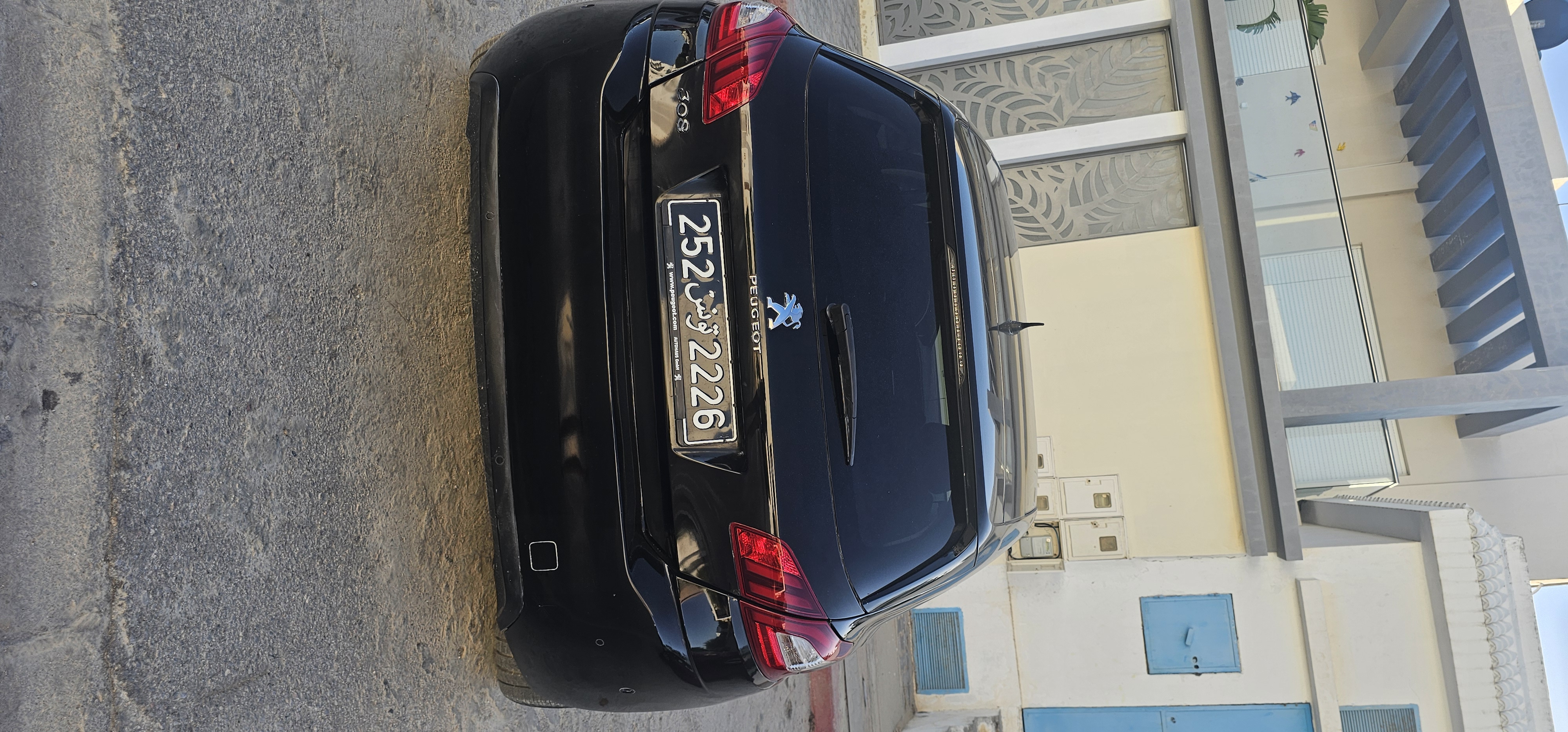 La Marsa Gammart Peugeot 308 Peugeot 308 diesel excellent tat