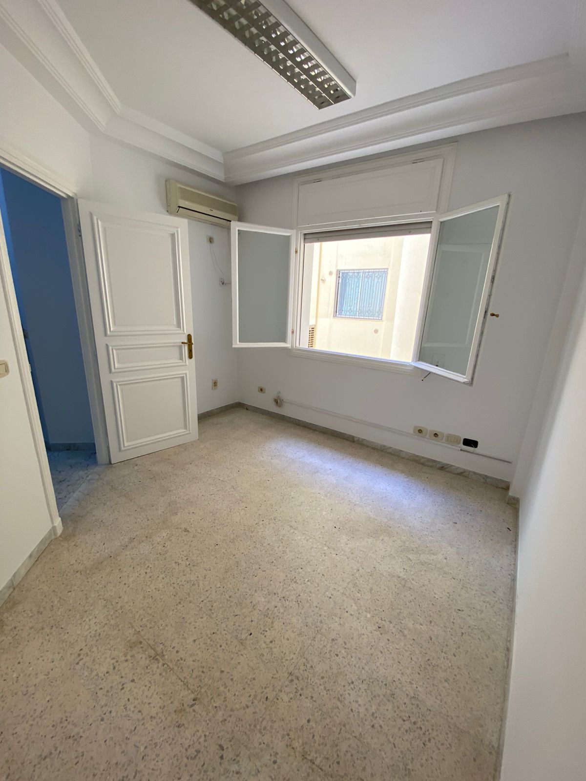 Mnihla Cite Ennasr Location Autre Bureau professionnel  nasser 2