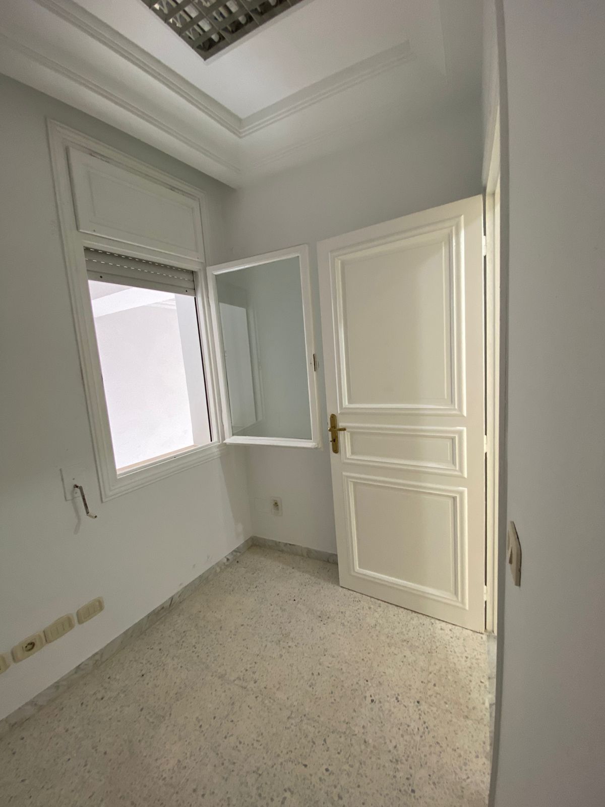 Mnihla Cite Ennasr Location Autre Bureau professionnel  nasser 2