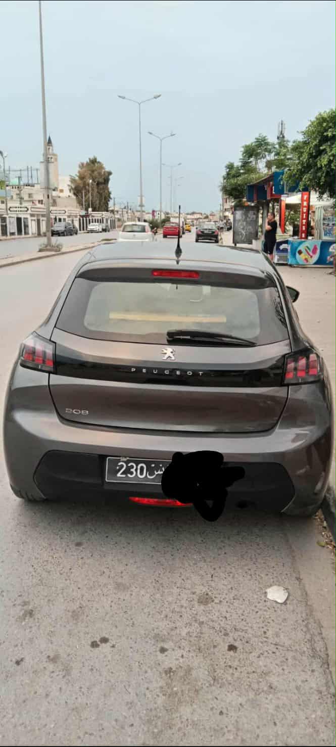 Ettahrir Ettahrir 1 Peugeot 208 208 en trs bonne tat presque neuf
