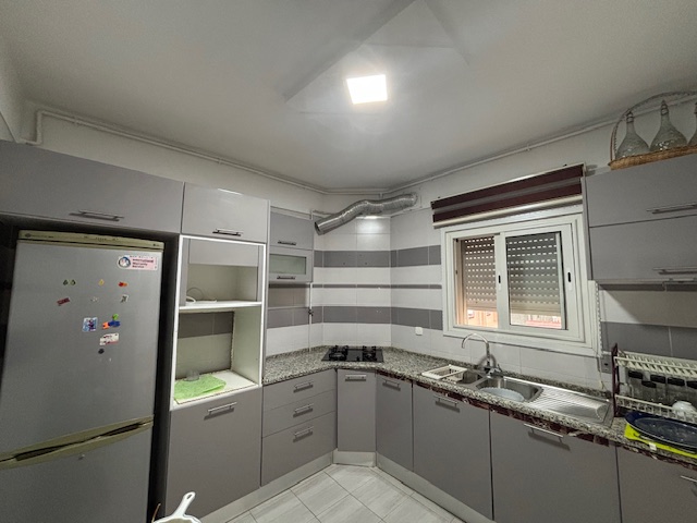 Raoued Cite Ennour Jaafar Location Appart. 4 pices Joli appartement s3 meubl