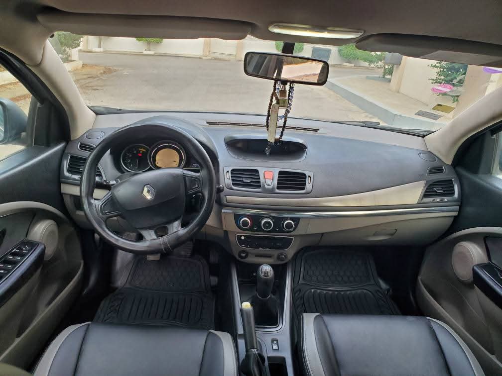Ettahrir Cite Essadik Renault Megane Mgane 3 2010