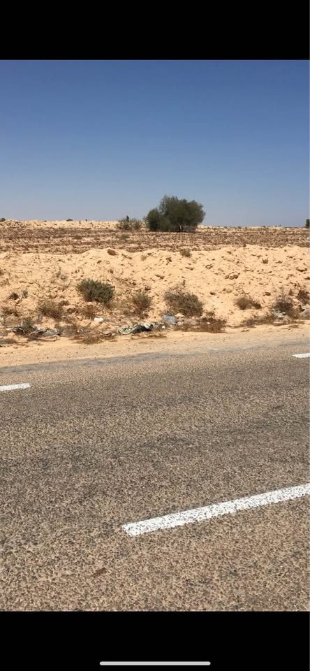 Gabes Sud Sidi Boulbaba Terrain Terrain nu Terrain de vale gabs
